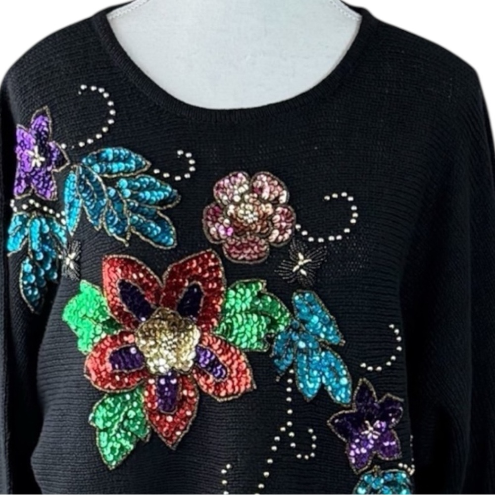 Victoria Jones Women’s M Black Floral Sequin Beaded Longline Knit Sweater